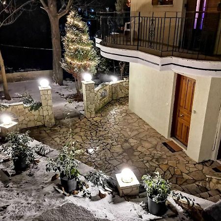 Keramidaki Mini Suites 4 Kalavryta Exterior photo
