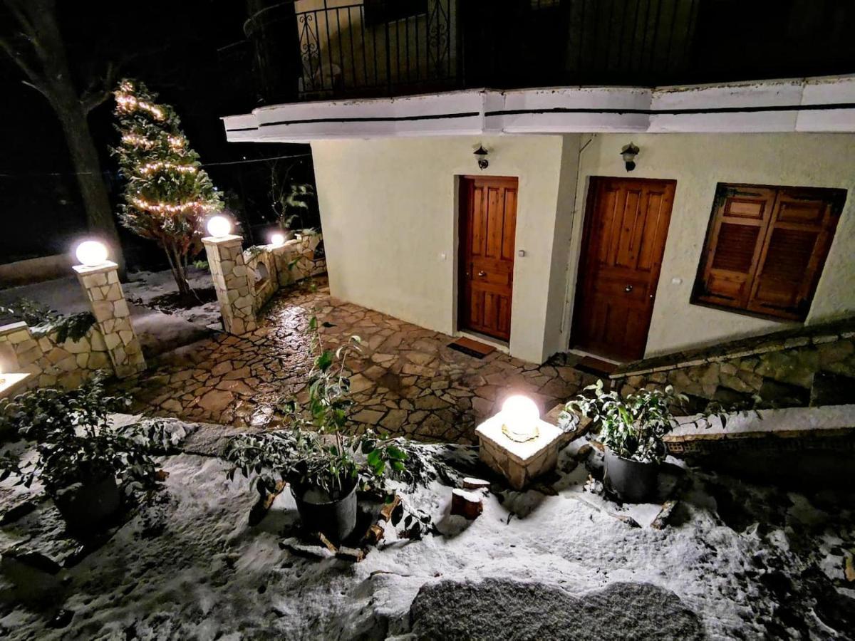 Keramidaki Mini Suites 4 Kalavryta Exterior photo